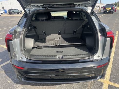 Used 2025 Chevrolet Blazer EV RS image 18