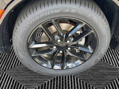 Used 2023 Dodge Durango R/T AWD/4WD image 10