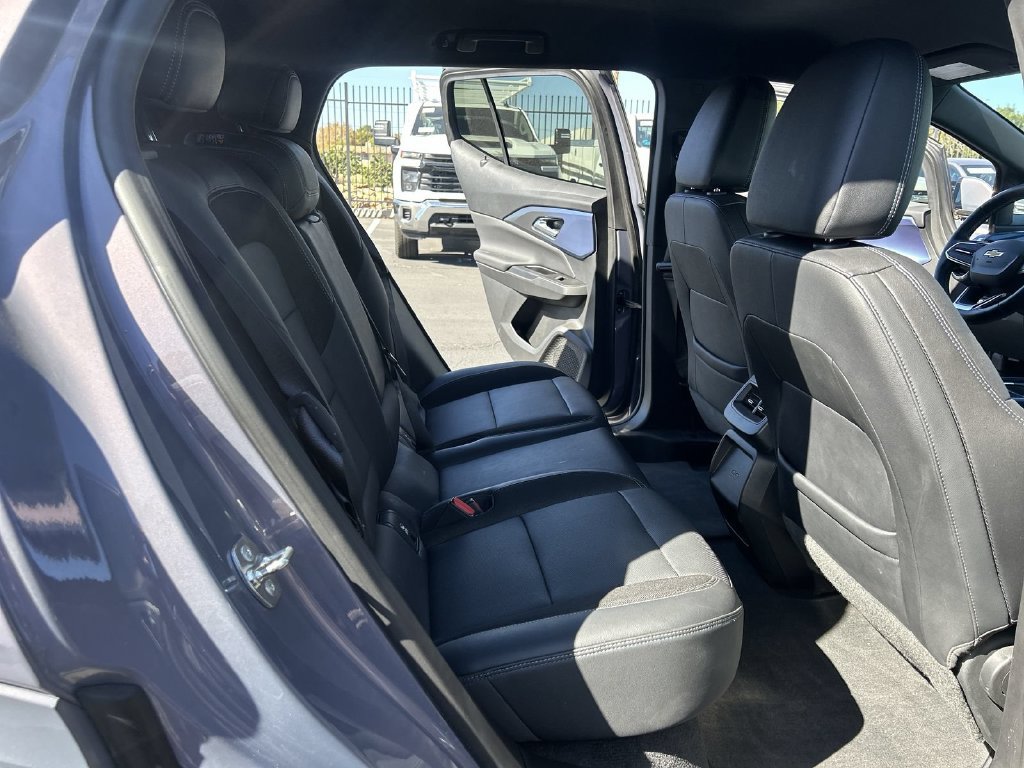 Used 2024 Chevrolet Equinox EV LT FWD image 31