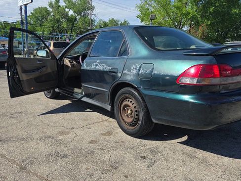 Used 2001 Honda Accord LX image 10