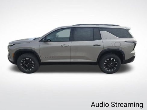 New 2026 Chevrolet Traverse Z71 w/ Driver Confidence Package image 2