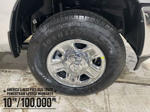New 2026 RAM 2500 Tradesman w/ Chrome Appearance Group AWD/4WD image 10