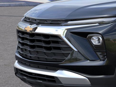 New 2026 Chevrolet TrailBlazer LT w/ LT Cold Weather Package FWD image 37