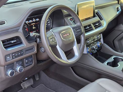 Used 2021 GMC Yukon SLT w/ SLT Luxury Plus Package RWD image 10