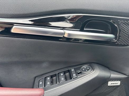 Used 2022 Kia Seltos SX w/ Sunroof Package AWD/4WD image 13
