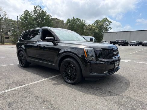 Certified 2022 Kia Telluride SX w/ SX Prestige Package AWD/4WD image 4