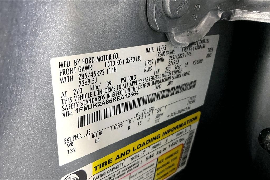 Used 2024 Ford Expedition Max Limited AWD/4WD image 32