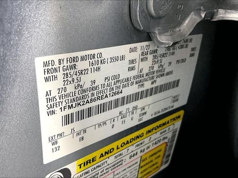 Used 2024 Ford Expedition Max Limited AWD/4WD image 32