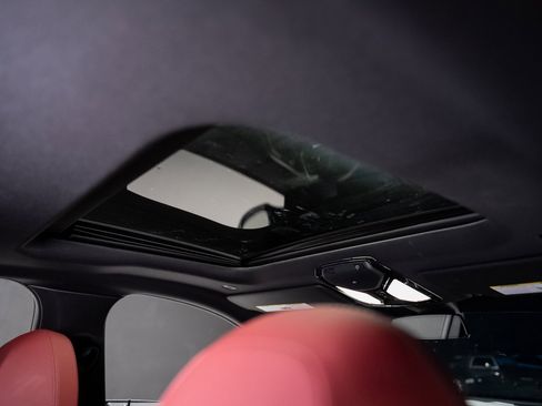 Used 2023 BMW i4 eDrive40 w/ Premium Package image 70