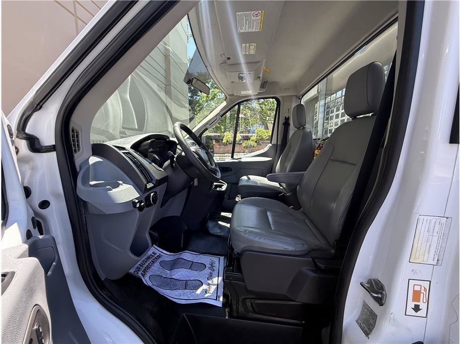 Used 2017 Ford Transit 250 138 RWD image 7