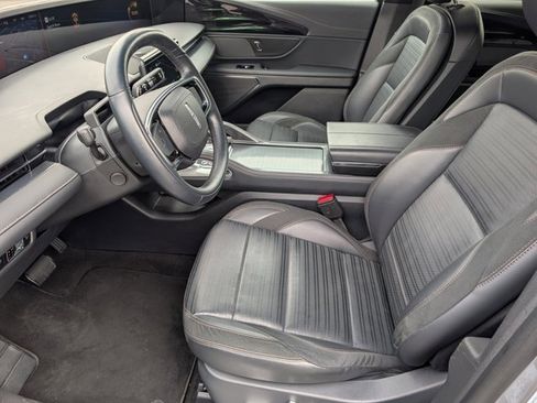 Used 2024 Lincoln Nautilus Reserve w/ Jet Appearance Package (87T) image 15