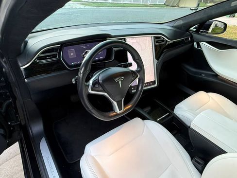 Used 2017 Tesla Model S 60D AWD/4WD image 13