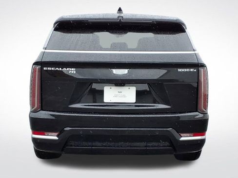 Used 2025 Cadillac Escalade IQ Luxury 1 AWD/4WD image 4