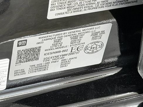 Used 2024 Chevrolet Silverado 2500 LT w/ All Star Edition image 41