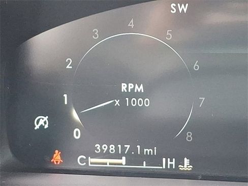 Certified 2022 Lincoln Nautilus Reserve image 22