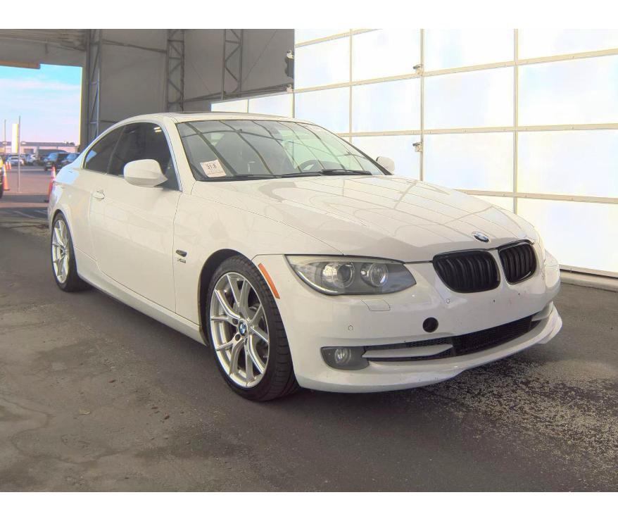 Used 2011 BMW 335i xDrive Coupe AWD/4WD image 3