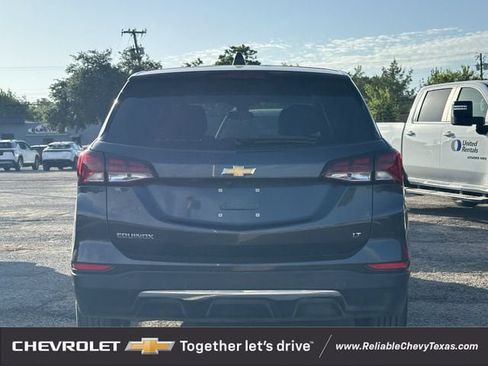 Used 2022 Chevrolet Equinox LT w/ LPO, Floor Liner Package FWD image 4