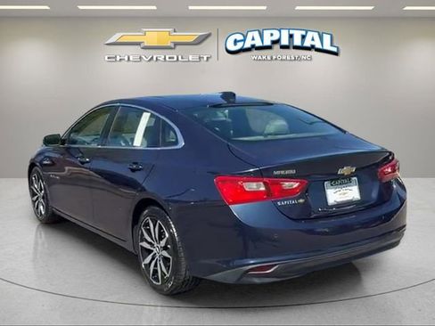Used 2016 Chevrolet Malibu LT w/ Leather Package image 4