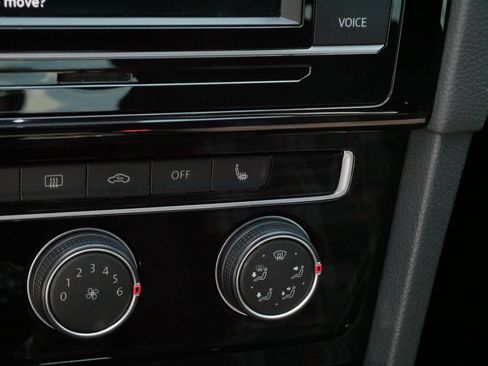 Certified 2020 Volkswagen GTI S FWD image 31