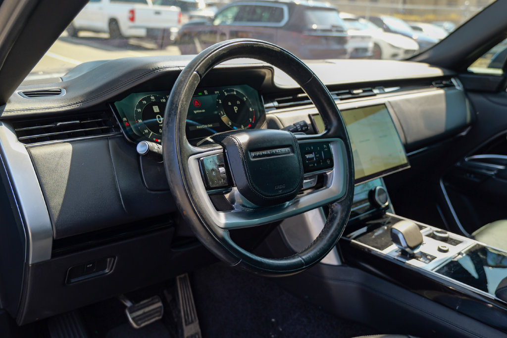 Used 2023 Land Rover Range Rover Autobiography AWD/4WD image 18