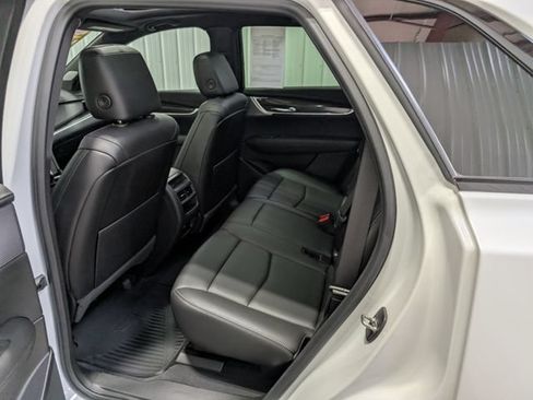 Used 2021 Cadillac XT5 Sportv w/ LPO, Floor Liner Package AWD/4WD image 10