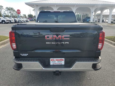 Certified 2025 GMC Sierra 1500 Pro w/ Pro Value Package image 4