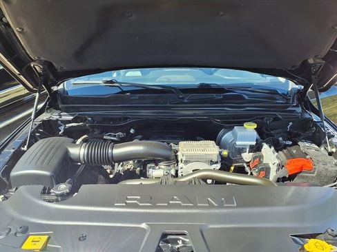Used 2022 RAM 1500 Laramie image 11