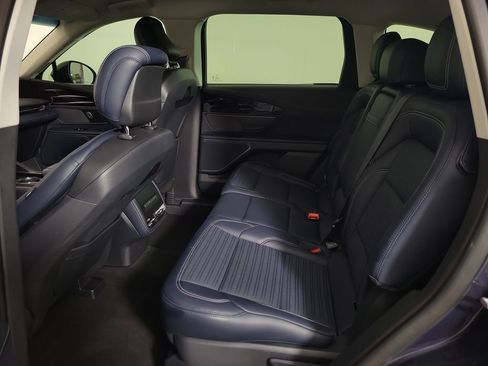 Certified 2024 Lincoln Nautilus Reserve AWD/4WD image 14