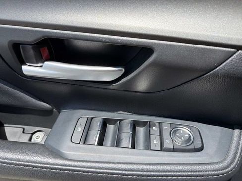 Certified 2024 Toyota Grand Highlander FWD image 8