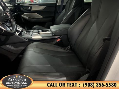 Used 2023 Acura MDX SH-AWD image 9