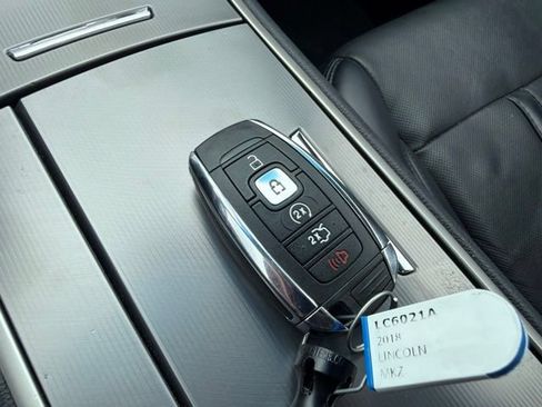 Used 2018 Lincoln MKZ Reserve FWD image 20