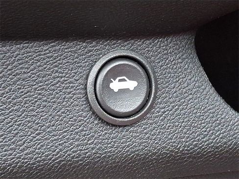 Used 2015 Chevrolet Camaro LS image 26