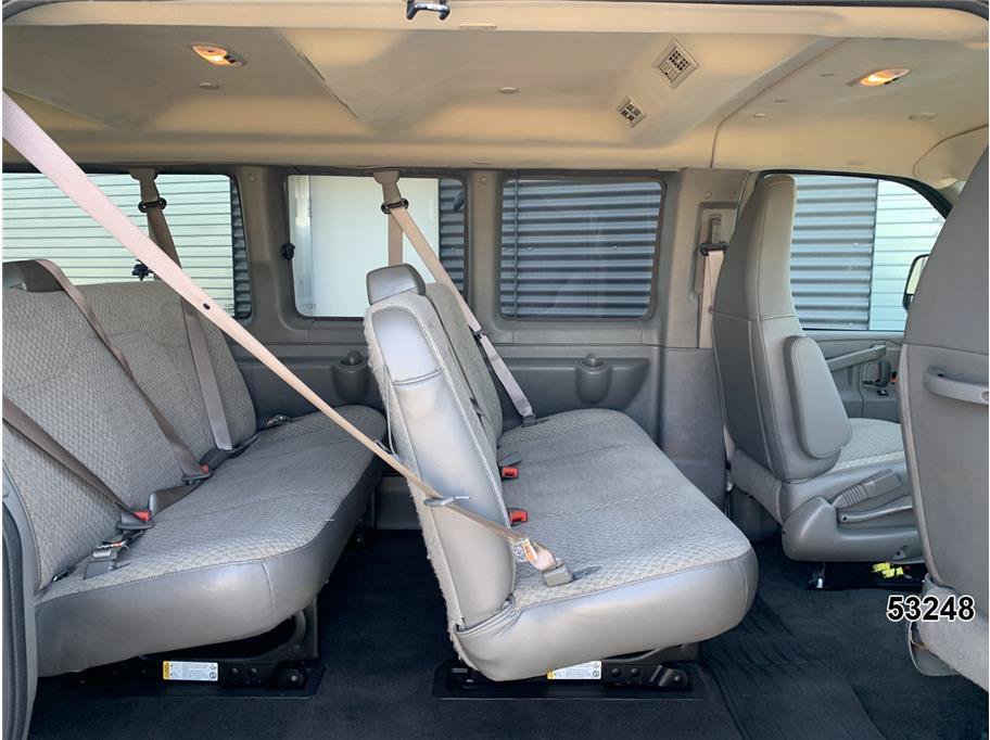 Used 2025 Chevrolet Express 3500 LS RWD image 22