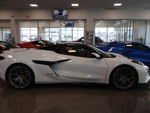 Used 2026 Chevrolet Corvette ZR1 image 10