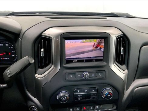 Used 2025 Chevrolet Silverado 2500 Custom w/ Custom Convenience Package AWD/4WD image 21
