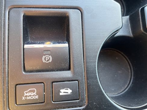 Used 2019 Subaru Outback 2.5i Premium image 19