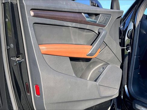 Used 2022 Audi Q5 2.0T Premium Plus image 21