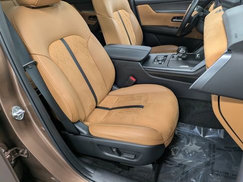 Certified 2025 MAZDA CX-70 3.3 Turbo S w/ Premium Plus image 28