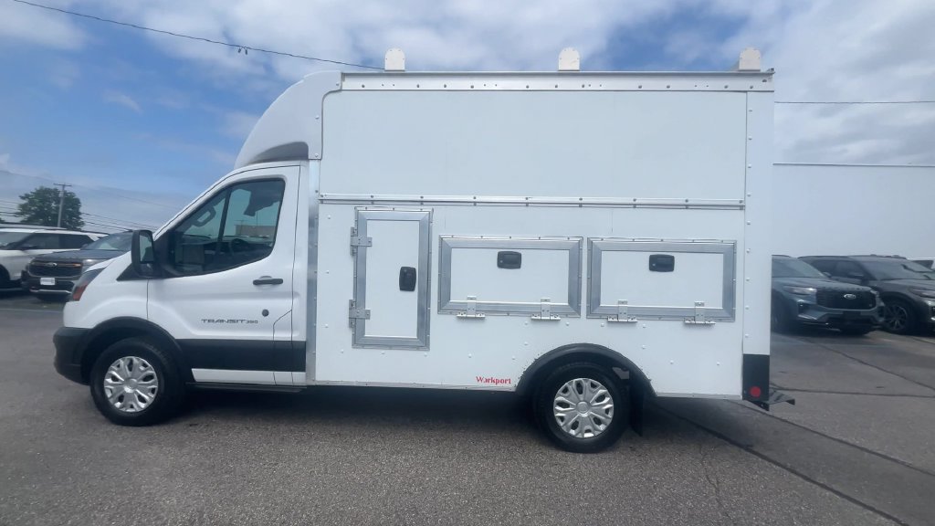 Certified 2024 Ford Transit 350 w/ Exterior Upgrade Package RWD image 14