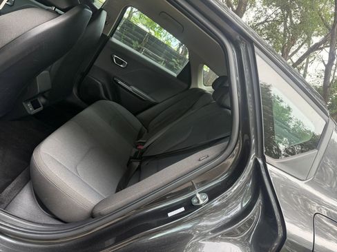 Used 2025 Kia K4 FWD image 23