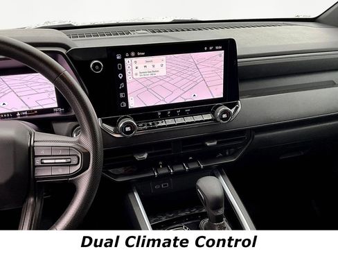 Used 2025 Chevrolet Colorado Trail Boss image 10