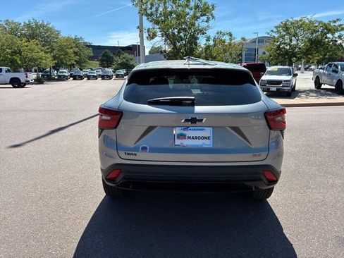 Certified 2024 Chevrolet Trax RS w/ Driver Confidence Package FWD image 5