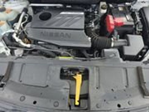 Used 2023 Nissan Rogue SV image 13