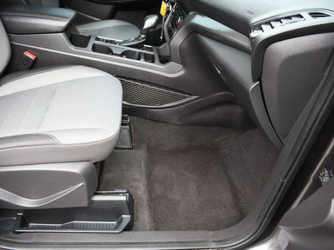 Used 2018 Ford Escape S image 25