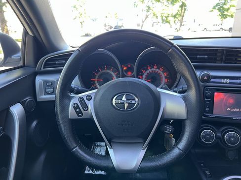 Used 2015 Scion tC FWD image 19
