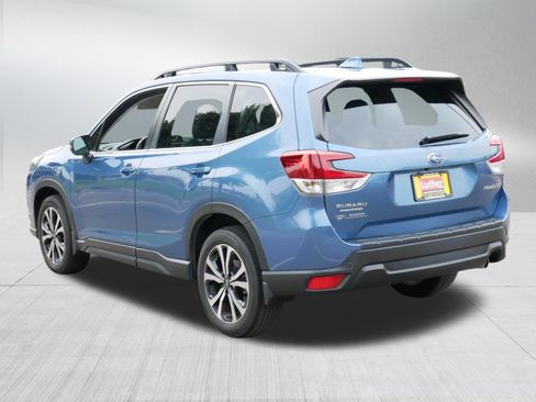 Used 2023 Subaru Forester Limited AWD/4WD image 5