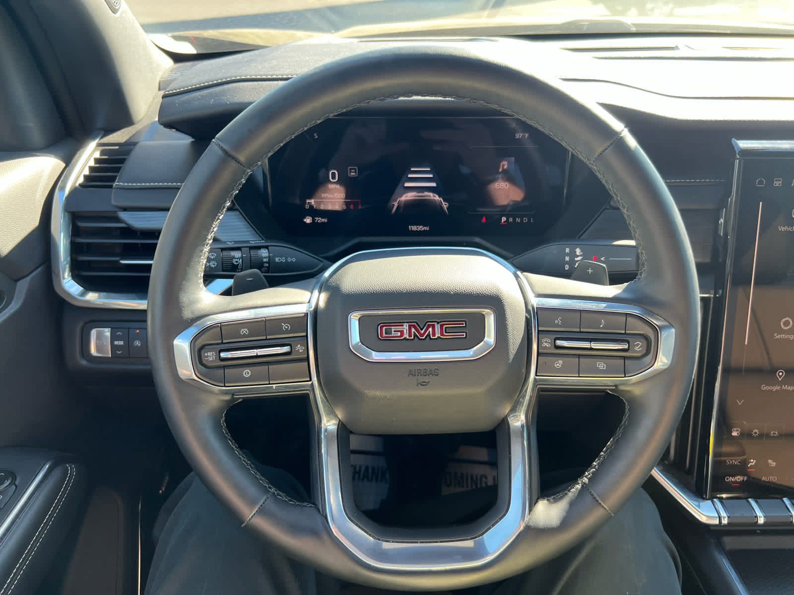 Used 2026 GMC Acadia Elevation w/ Elevation Premium Package FWD image 17
