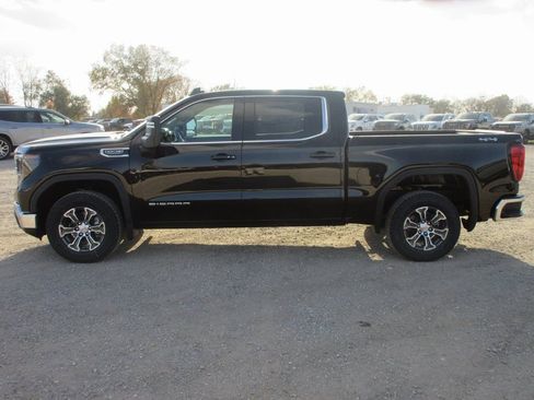 New 2026 GMC Sierra 1500 SLE w/ Max Trailering Package AWD/4WD image 8