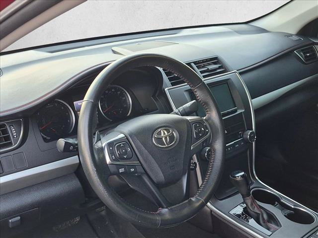 Used 2015 Toyota Camry XSE FWD image 9
