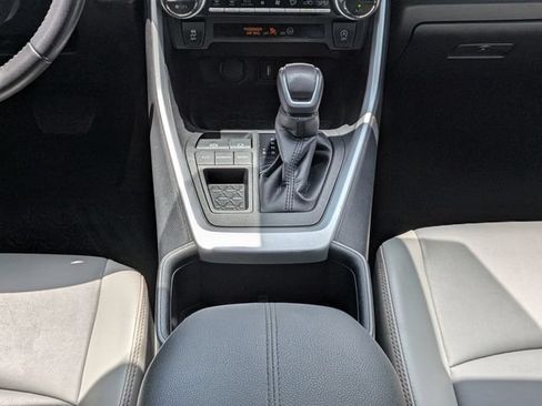 Used 2022 Toyota RAV4 XLE Premium FWD image 22
